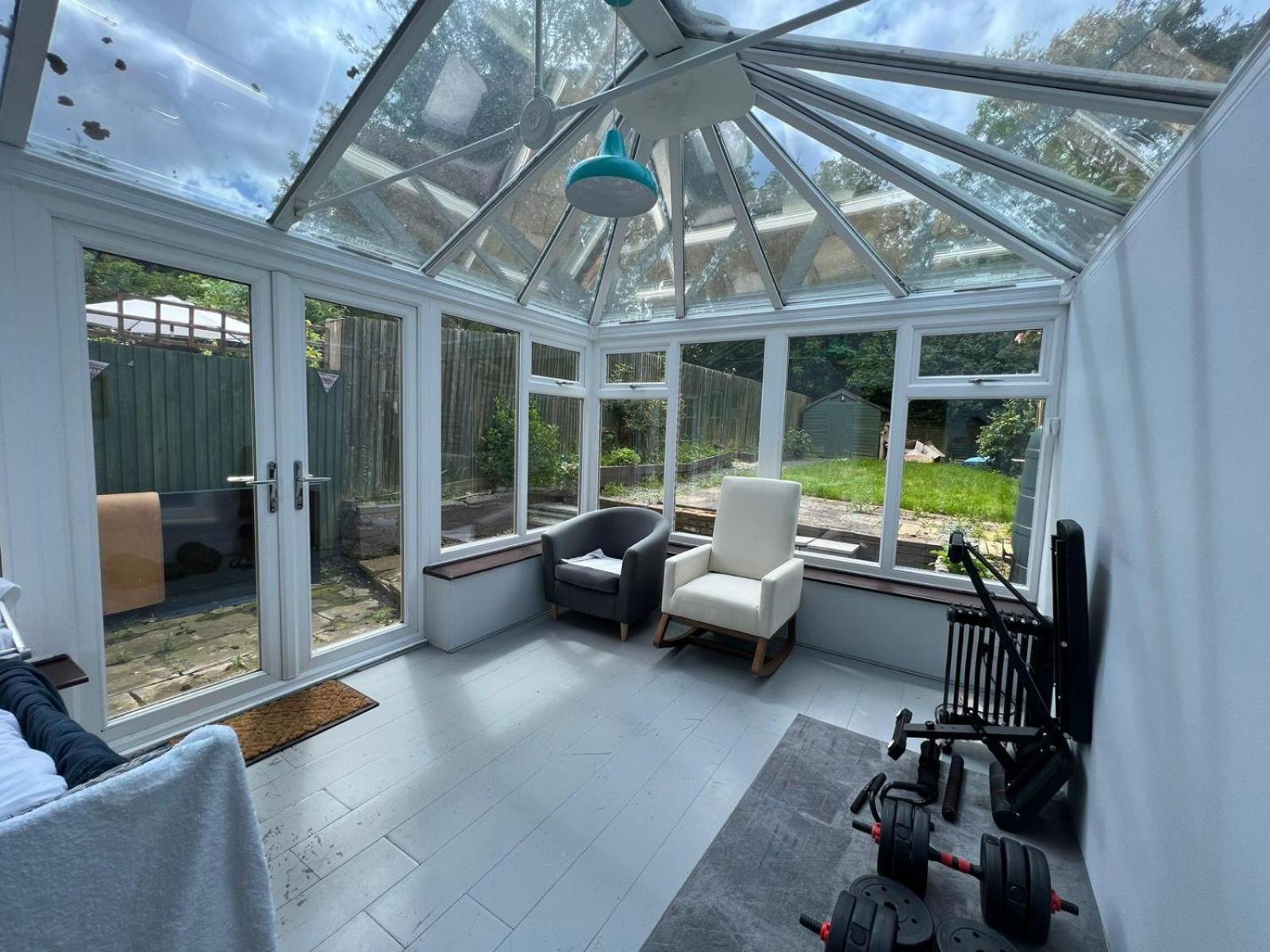 Beautiful Conservatory Home Loughton  Luaran gambar